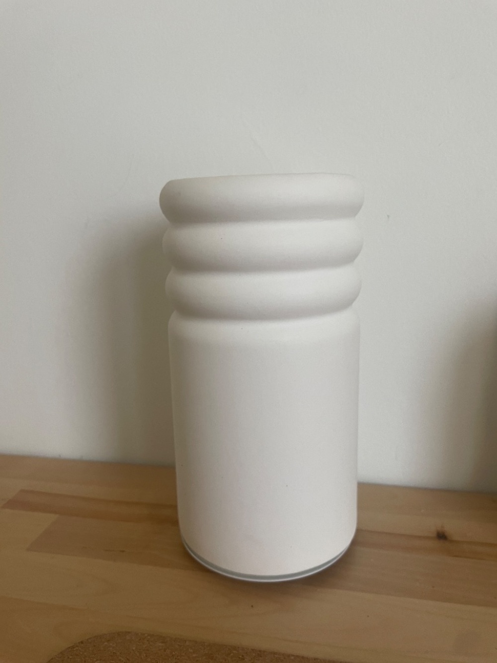 Saje Aroma Pulse Diffuser - Picture 2 of 4
